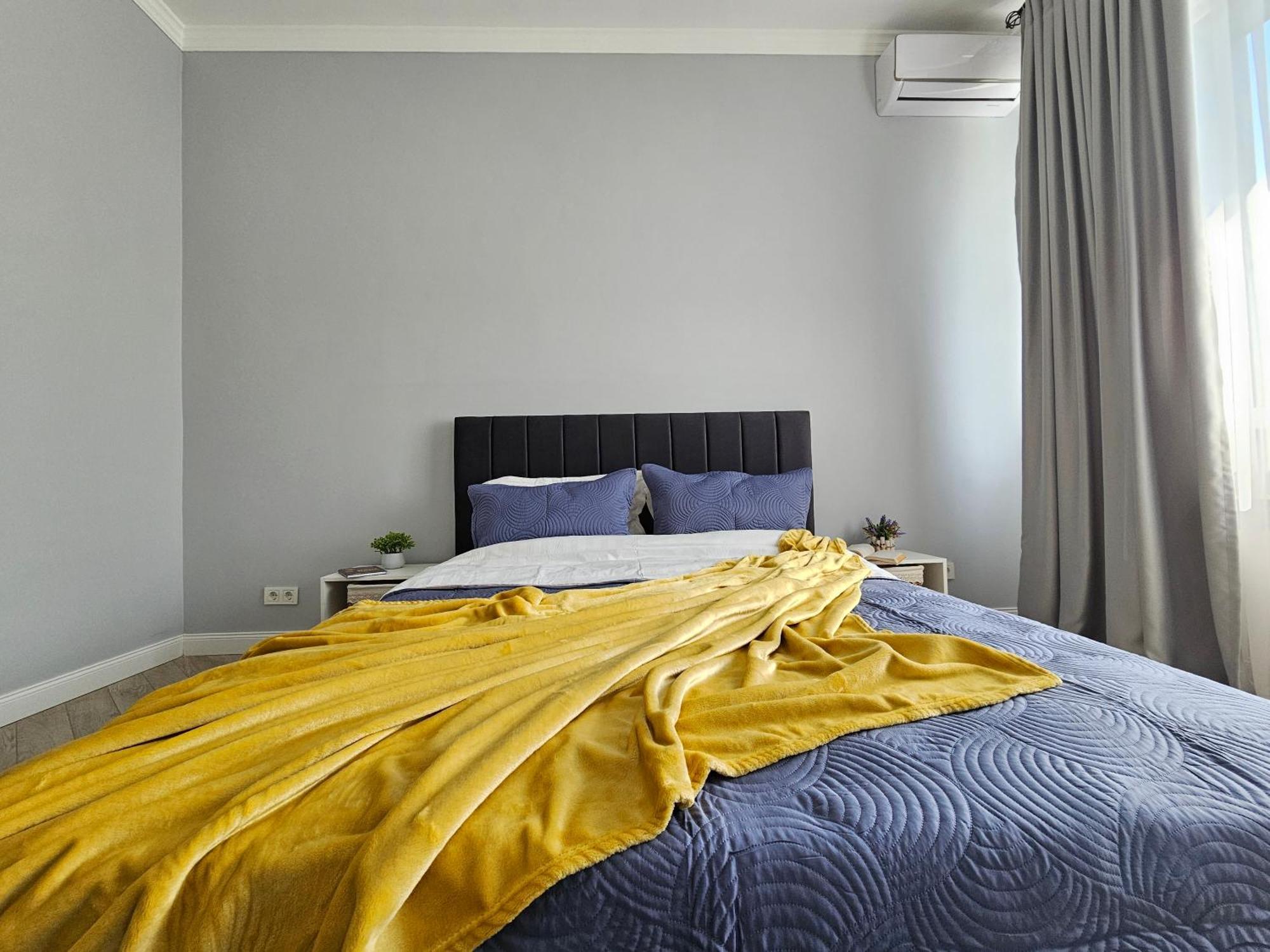 3 Room Gagarin Park Residential Complex Near Mega Shopping Mall Almaty Esterno foto